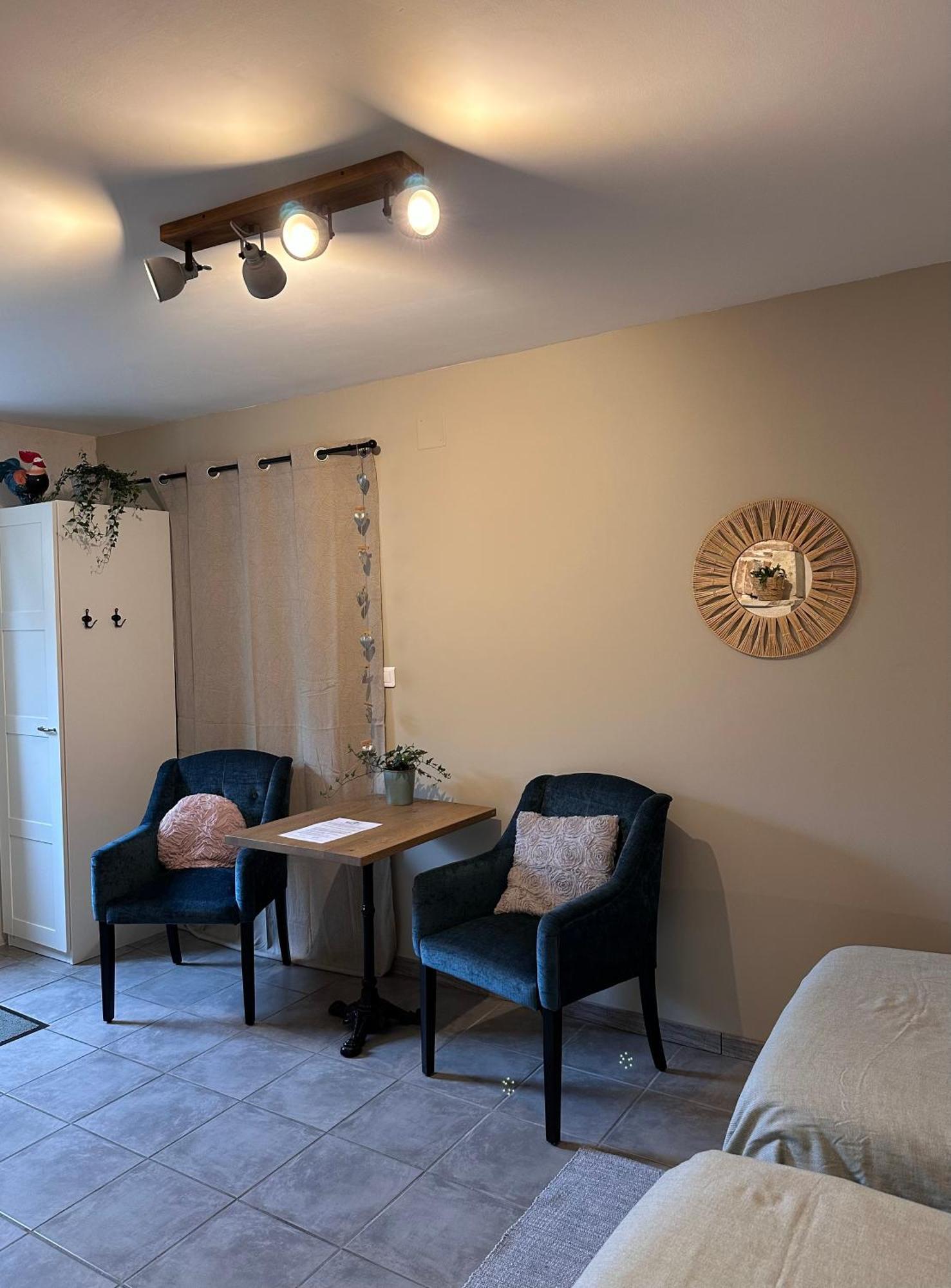 Chambres D'Hotes Maison Balady Bellenaves Exterior photo